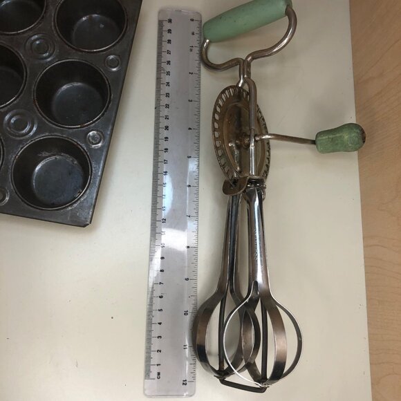 Antique Rusty Crusty Kitchen Decor - Picture 11 of 11